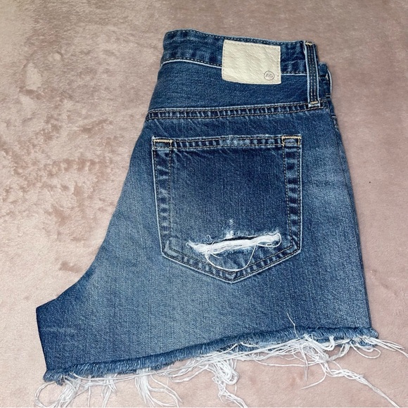 AG the brin ex boyfriend cut off distressed short size 24R - Picture 4 of 12